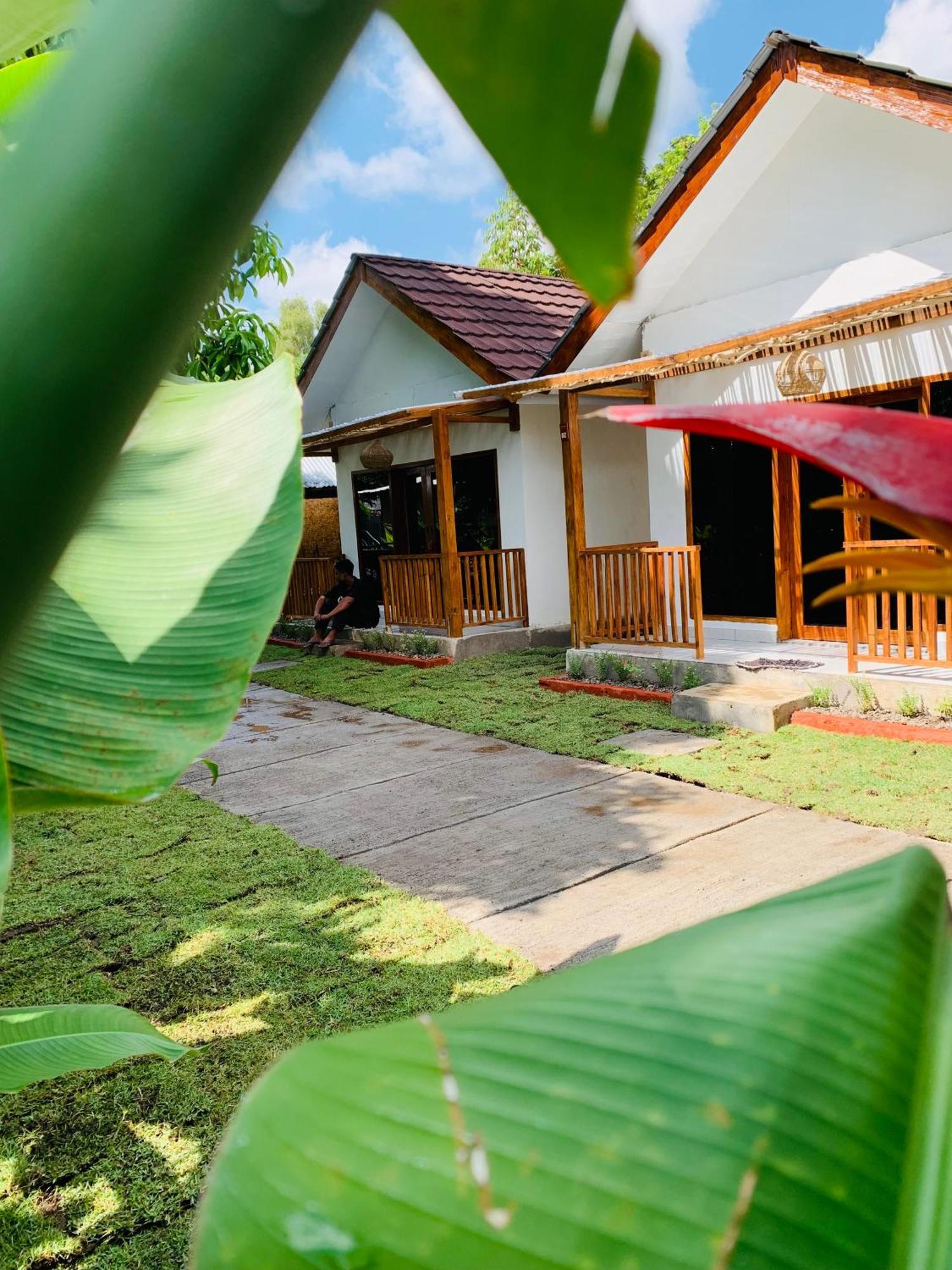 Anjani Larva Cottage - Homestay And Eatery 세나루 외부 사진