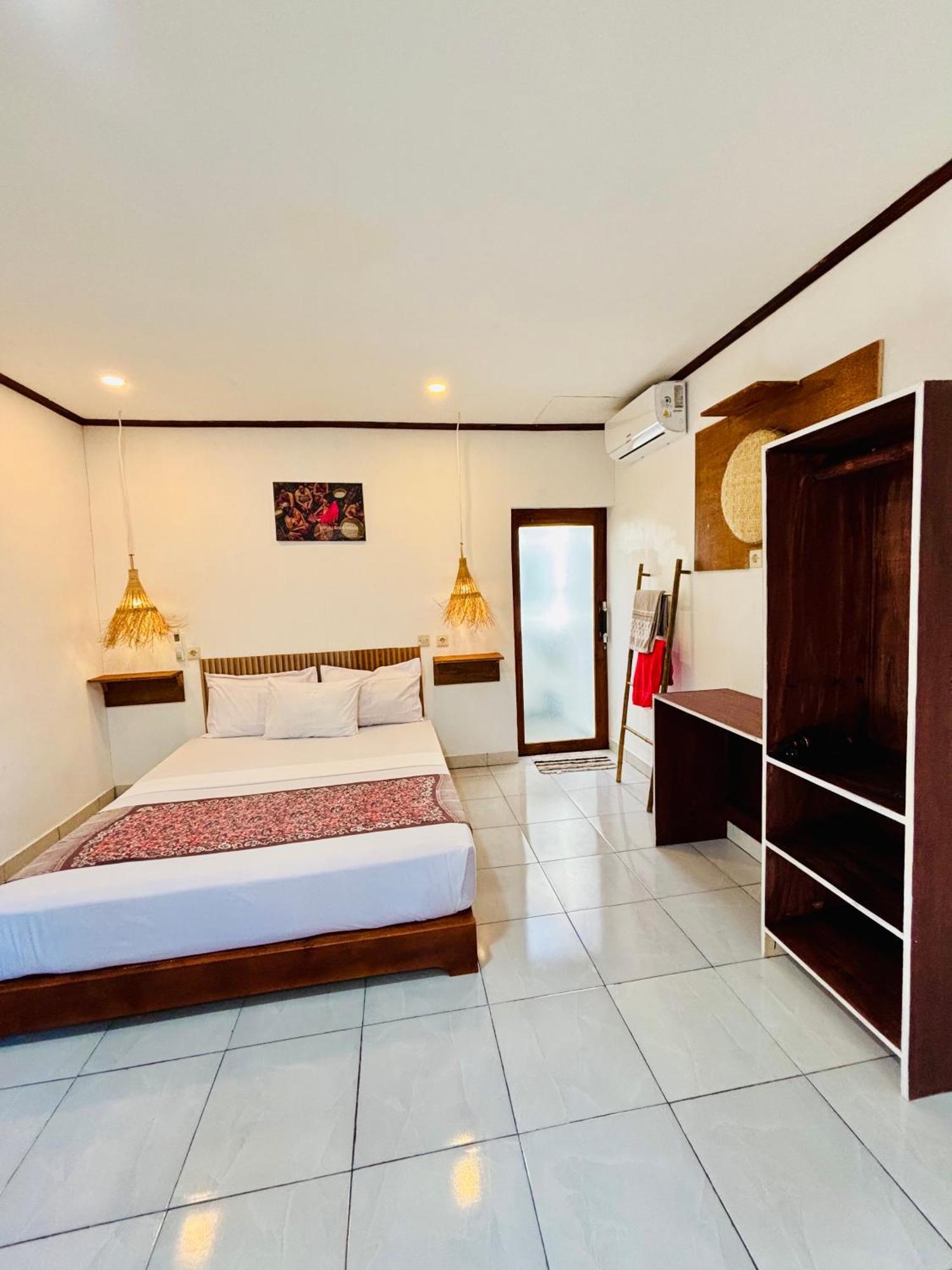 Anjani Larva Cottage - Homestay And Eatery 세나루 외부 사진